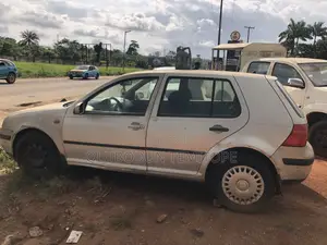Volkswagen Golf 2016 Silver