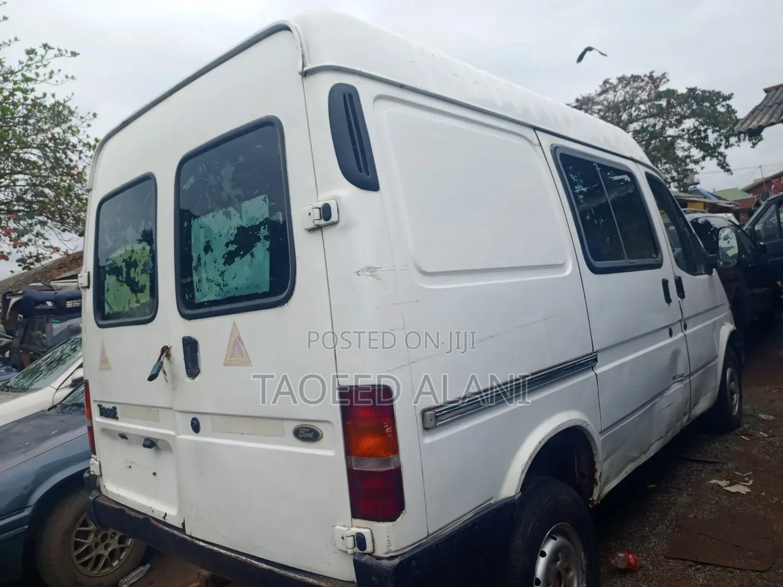 Ford Transit 2002 White