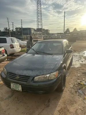 Toyota Camry Automatic 1999 Green