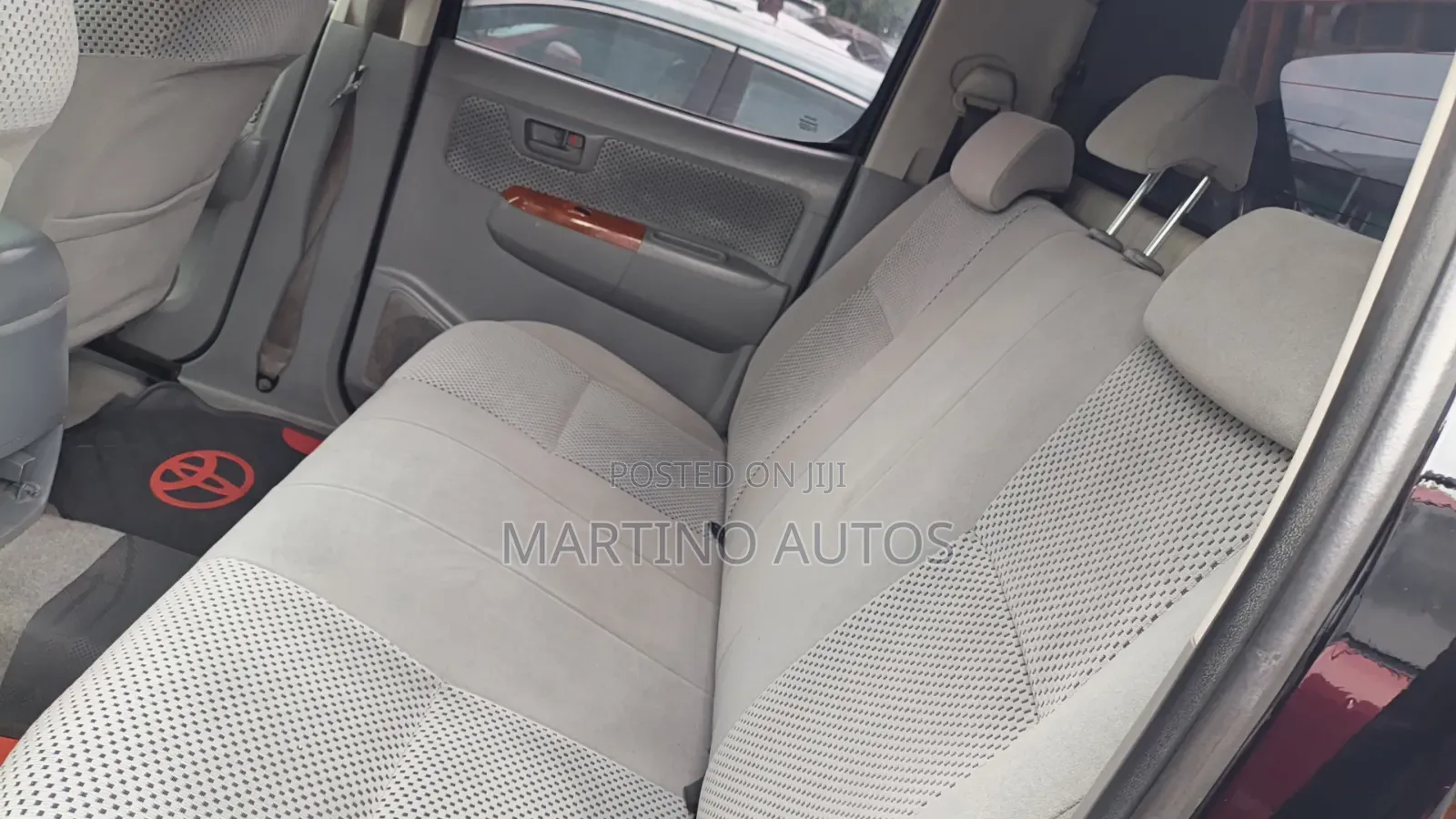 Toyota Hilux 2015 Black