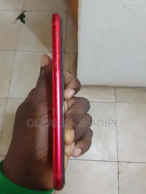 Apple iPhone 11 64 GB Red