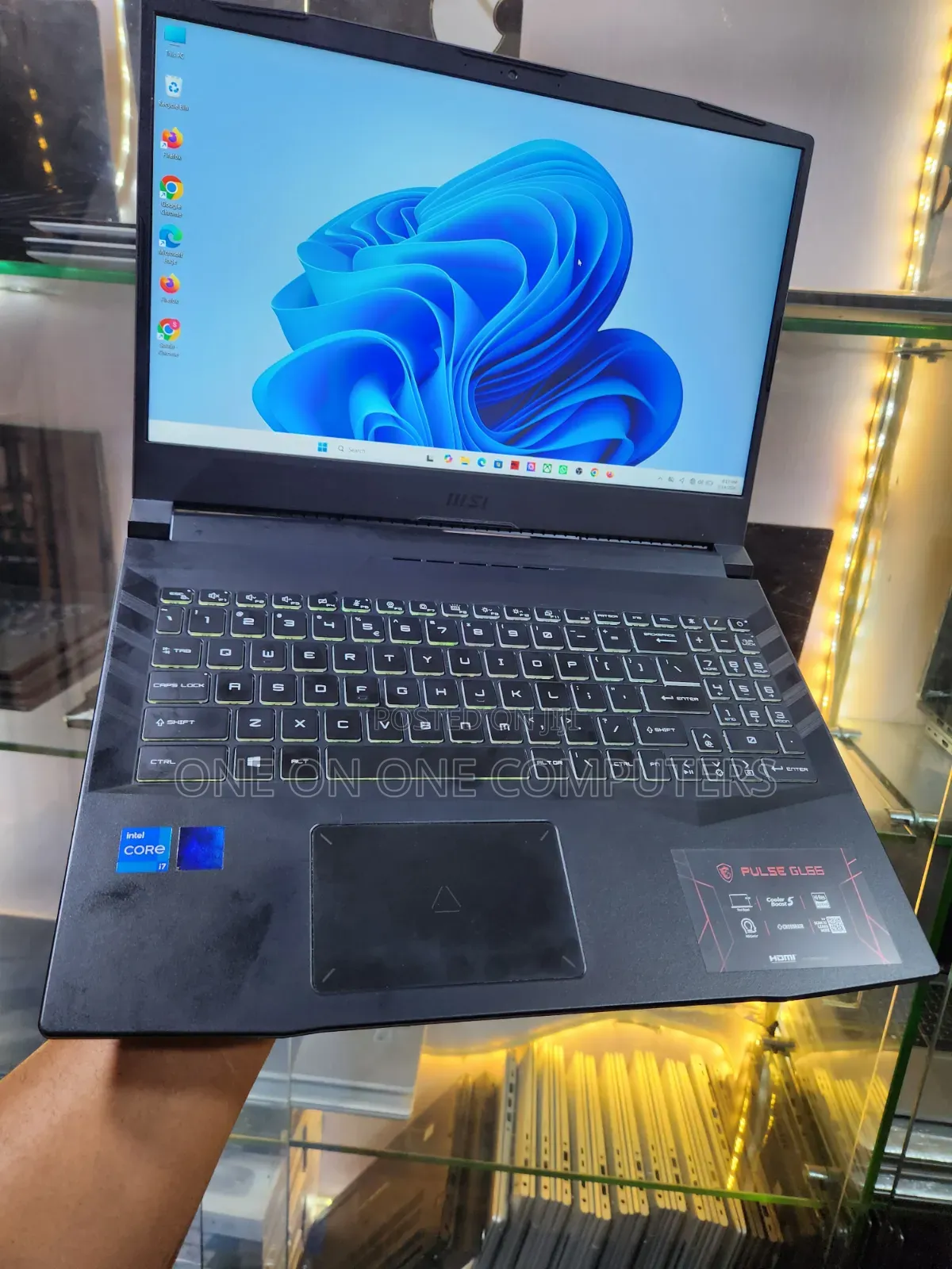 Laptop MSI Pulse GL66 16GB Intel Core i7 SSD 1T