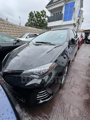 Toyota Corolla XLE 4dr Sedan (1.8L 4cyl CVT) 2017 Black