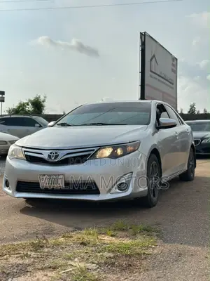 Toyota Camry 2012 Silver