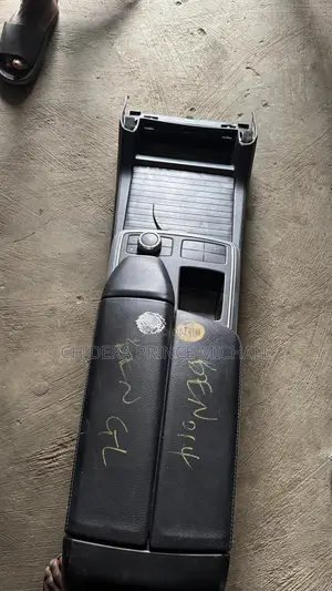 Complete Center Console for GL550/450 W166 2012/15 Model