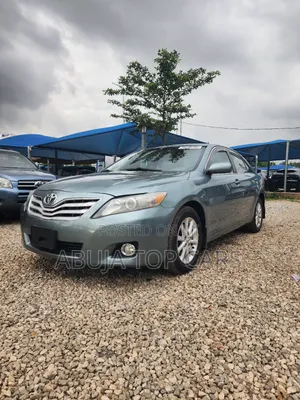 Toyota Camry 2010 Green