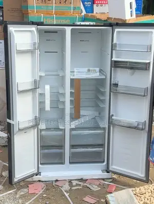 New Hisense Black Side by Side Refrigerator With Dispenser