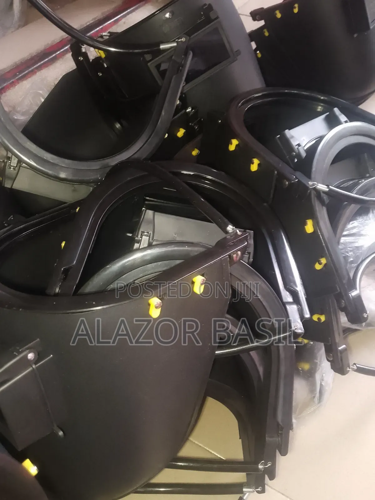Face Shield With Springs