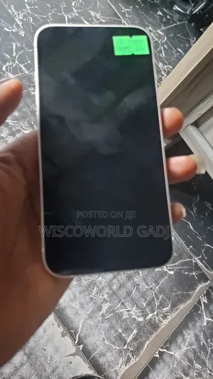 Apple iPhone 13 128 GB White