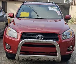 Toyota RAV4 2010 Red