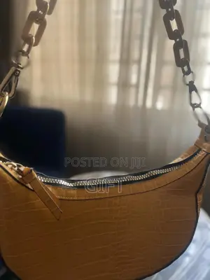 Primary Handbag