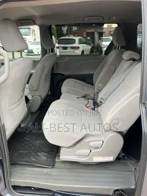 Toyota Sienna 2016 Black