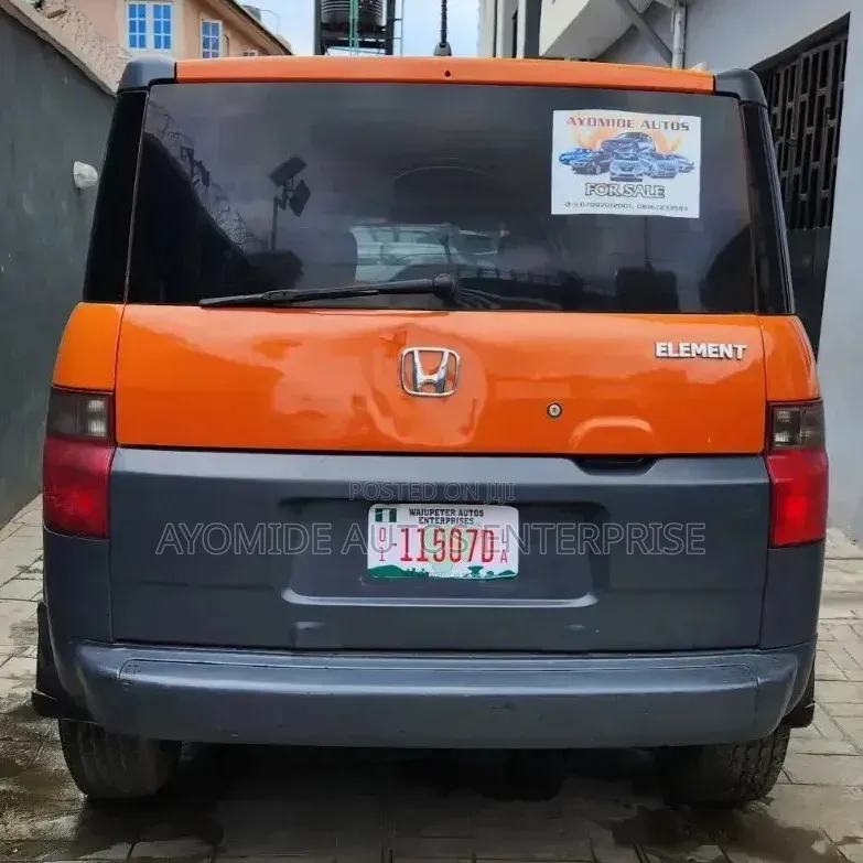 Honda Element LX Automatic 2005 Orange