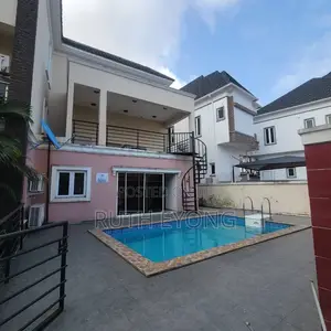 5bdrm Townhouse / Terrace in Off Nnpc Road Osapa for rent