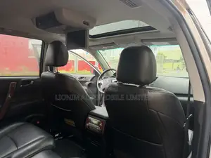 Toyota Highlander Limited 2011 Silver