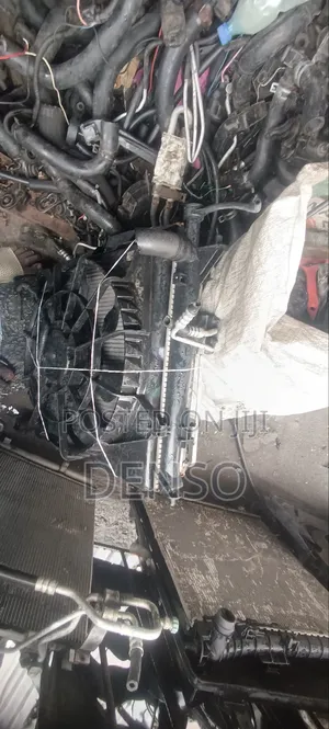 Hyundai Santa Fe 2015 Model Complete Radiator With Fan and Condenser