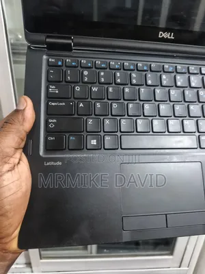 Laptop Dell Latitude 7389 16GB Intel Core i7 SSD 256GB