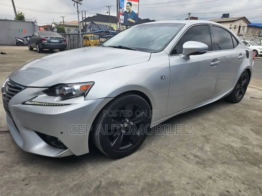 Lexus IS 250 2015 Silver