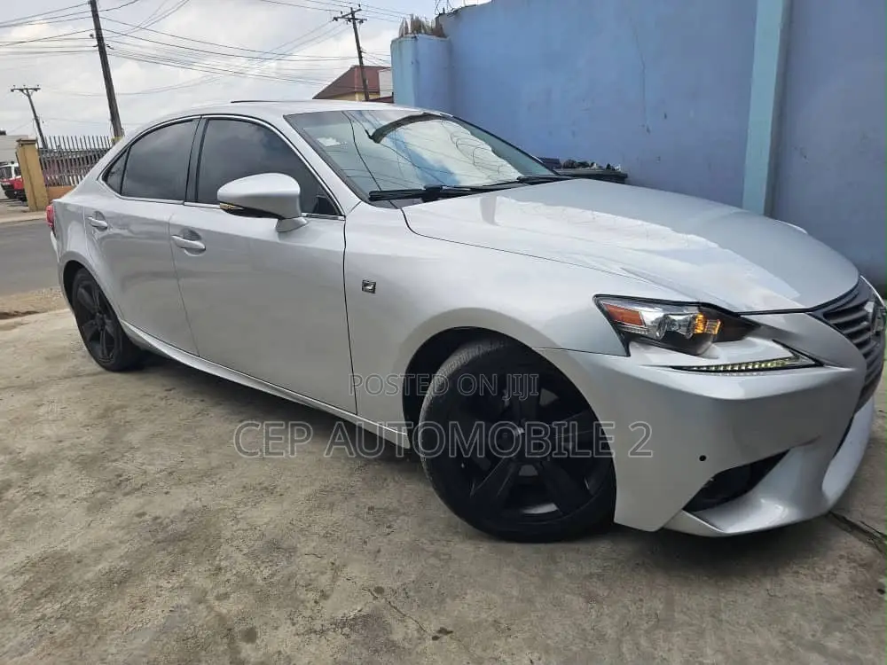 Lexus IS 250 2015 Silver