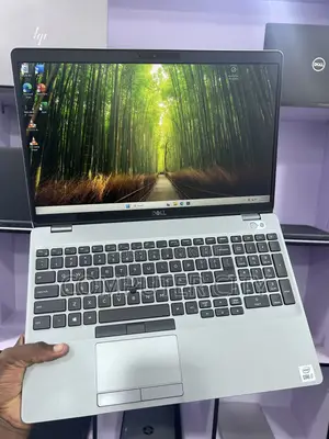 Laptop Dell Precision 3551 16GB Intel Core i7 SSD 512GB