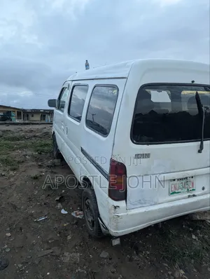 Suzuki Every 2004 White