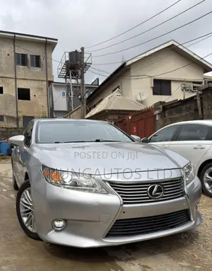 Lexus ES 350 FWD 2014 Silver