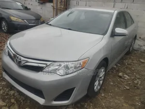 Toyota Camry 2014 Silver