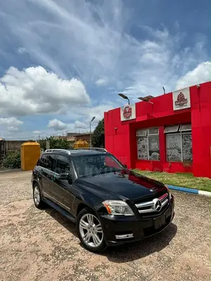 Mercedes-Benz GLK-Class 2011 Black