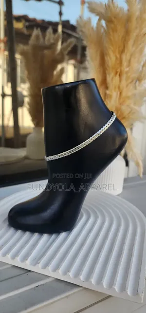 Thick Silver Leg Chain