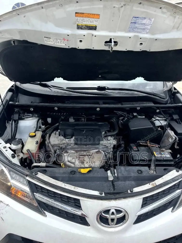 Toyota RAV4 2016 White