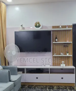 8ft High Gloss TV Console