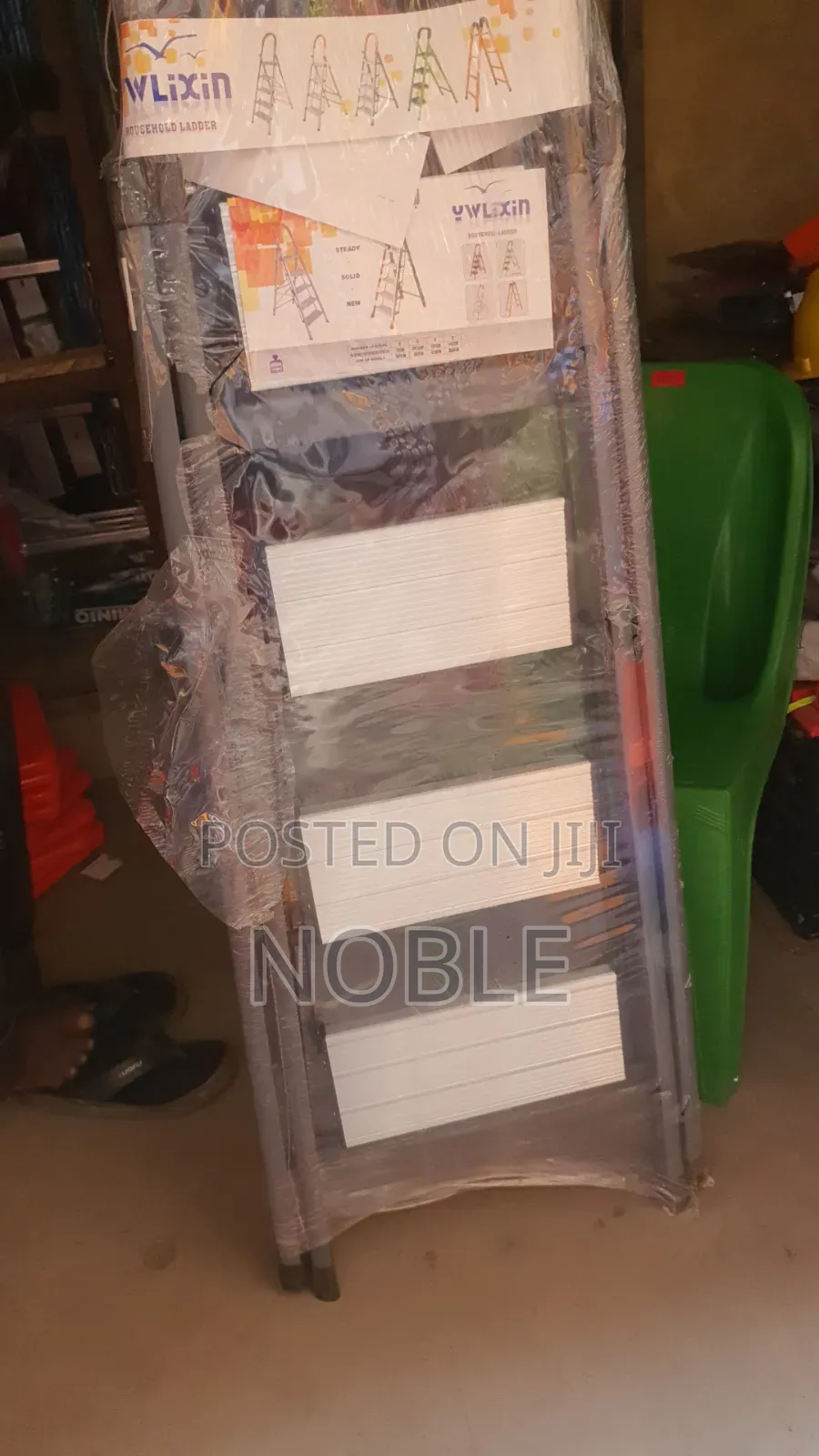 Safey Ladder