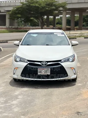 Toyota Camry XSE 4dr Sedan (2.5L 4cyl 6A) 2015 White