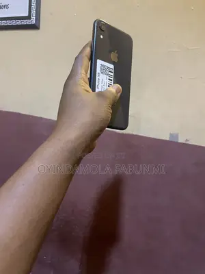 Apple iPhone XR 64 GB Black
