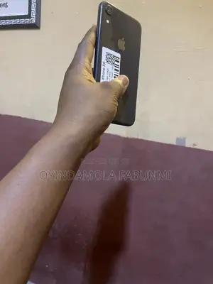 Apple iPhone XR 64 GB Black