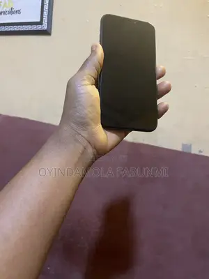 Apple iPhone XR 64 GB Black