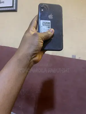 Apple iPhone XR 64 GB Black