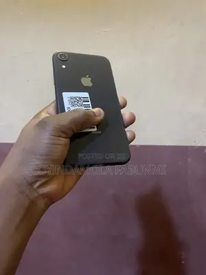 Apple iPhone XR 64 GB Black