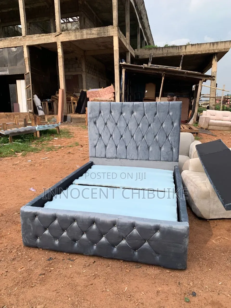 High Quality 4-6 Bedframe