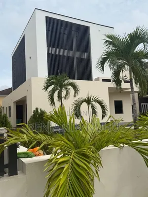 4bdrm Duplex in Northern Foreshore for sale