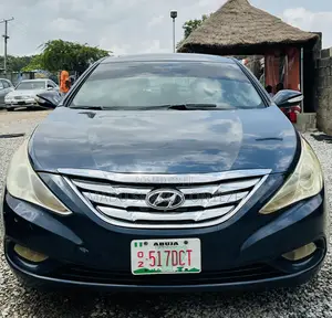 Hyundai Sonata Limited Sedan FWD (2.4L 4cyl 6A) 2012 Blue