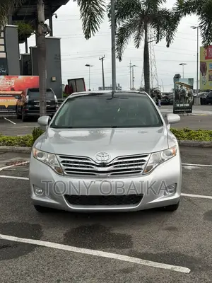 Toyota Venza Limited 2011 Silver