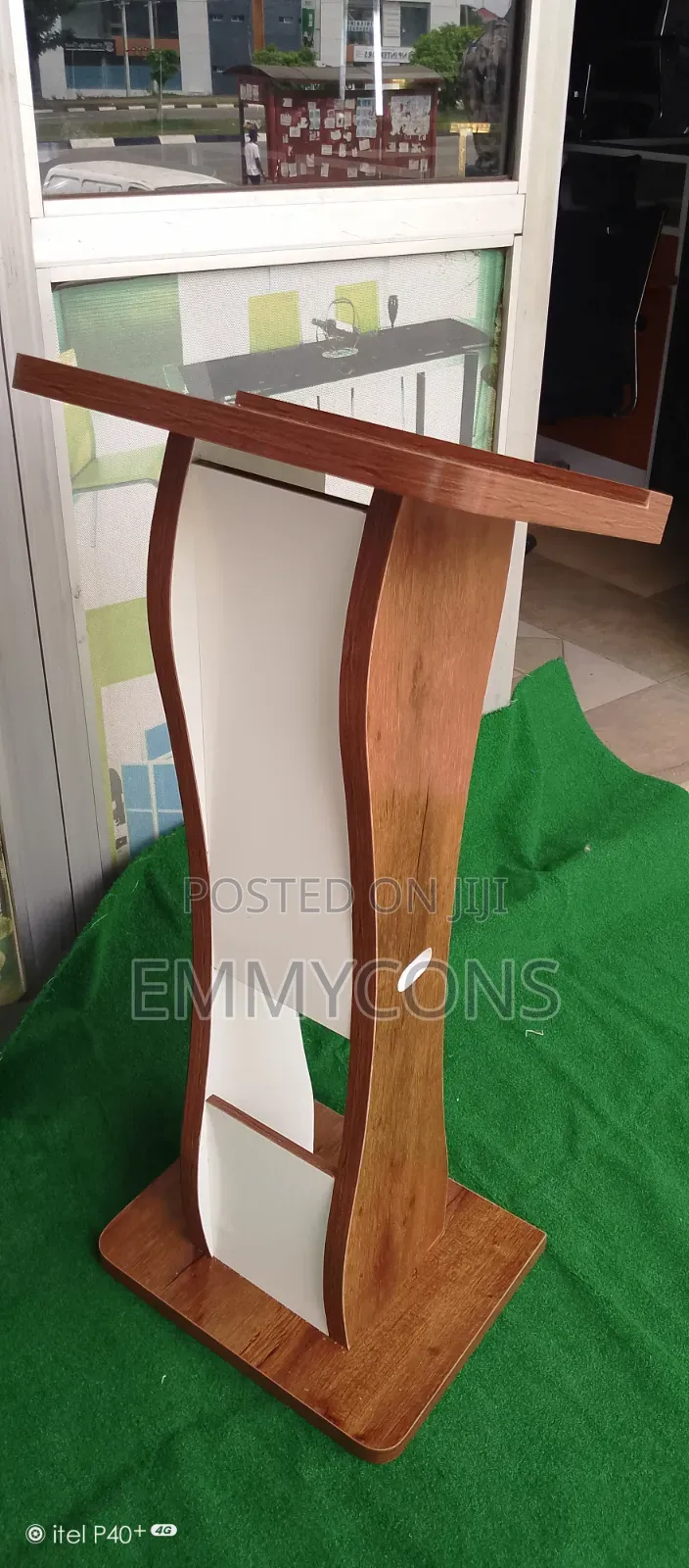 Quality Wooden Pulpit With Handle