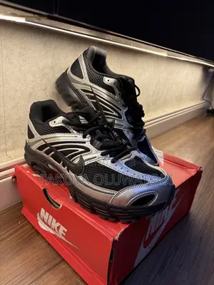 Nike Air Max Moto Sneakers