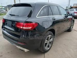 Mercedes-Benz GLC-Class 2017 Black