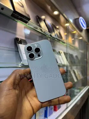 Apple iPhone 15 Pro 128 GB White