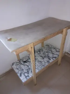 Laundry Table