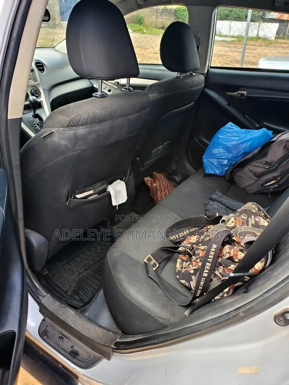 Pontiac Vibe 2009 Silver