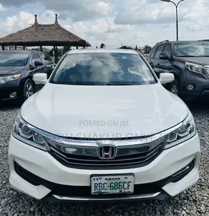 Honda Accord EX-L V6 4dr Sedan FWD (3.5L 6cyl 6A) 2017 White