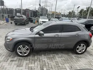 Mercedes-Benz GLA 250 2015 Gray